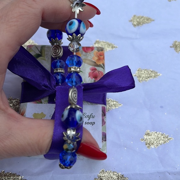 New, unique Souvenir from Greece with stretch bracelet with evil eye and spacers - Picture 4 of 6